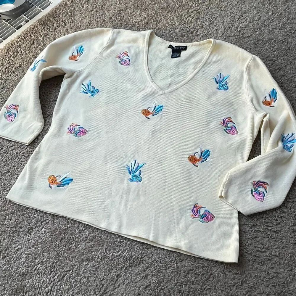 VTG Eagle’s Eye Butter Yellow Embroidered Fish Cotton Knit V-Neck Top Y2K